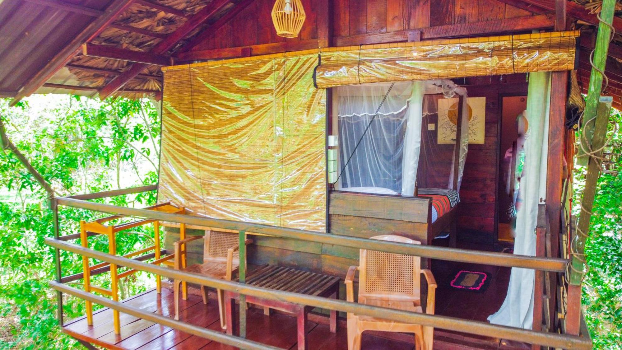 Jungle Host Hostel And Tree House Sigiriya Buitenkant foto